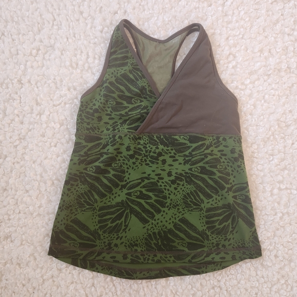 Lululemon 12 Deep-V Surplice Floral Tank Green Racerback Vented Workout Yoga Top - Picture 4 of 11